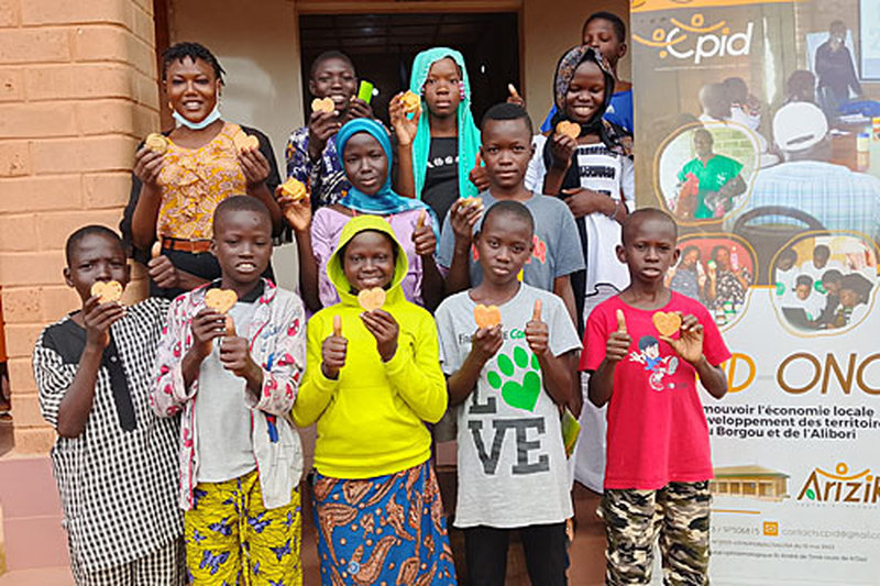 202509_Camp_juniors_entrepreneurs_02_500x333_result