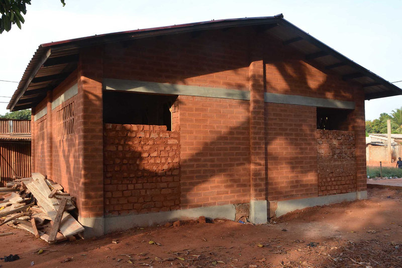 Projecten-gezondheid-Photo-3-Sanitair-blok-Djagblé_result